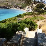 Elpida Andros Batsi (Andros)
